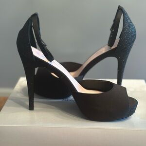 Chic Black Peep-Toe Heels